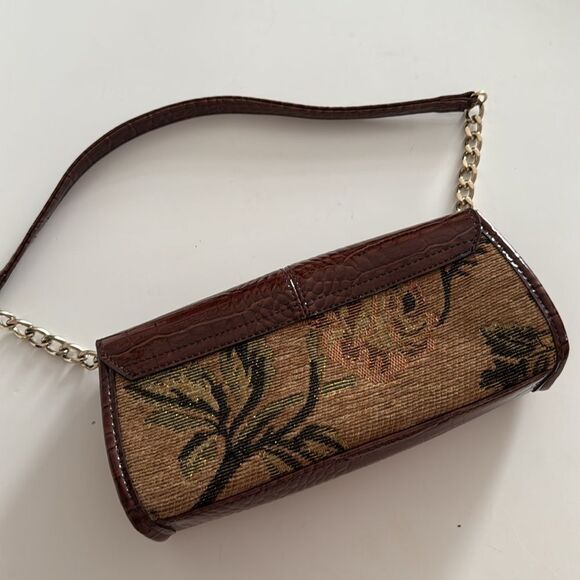 Liz Claiborne Brown Croc-Embossed Shoulder Bag with Chain Detail EUC - Picture 3 of 7